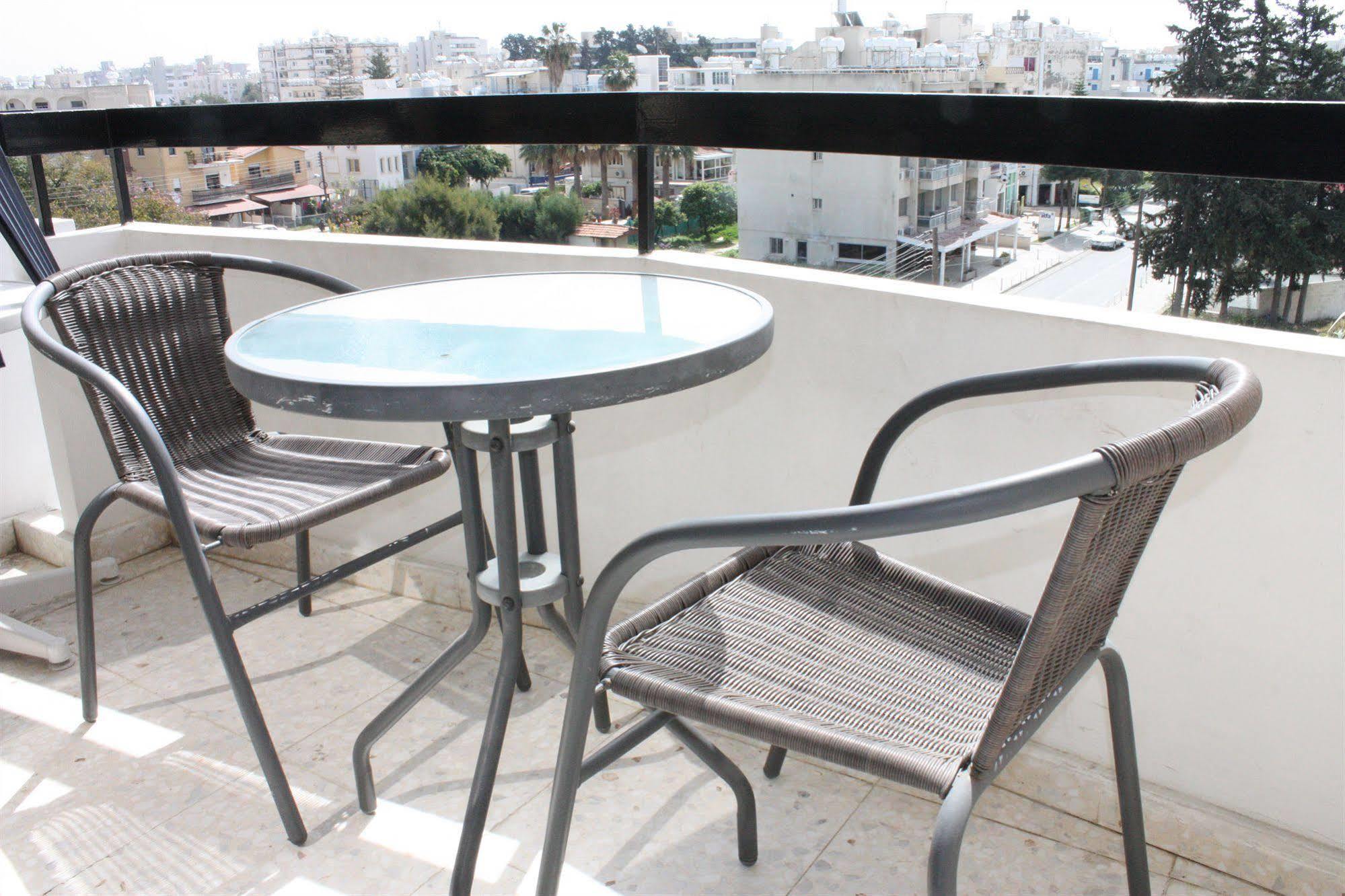 Tycoon Apartments Limisso Esterno foto